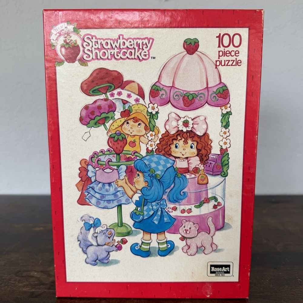 RoseArt Strawberry Shortcake 100-Piece Jigsaw Puzzle, Cardboard, Factory Sealed